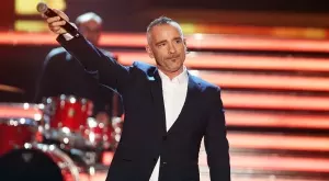 Ники Кънчев посрещна Ерос Рамацоти в София (СНИМКА)