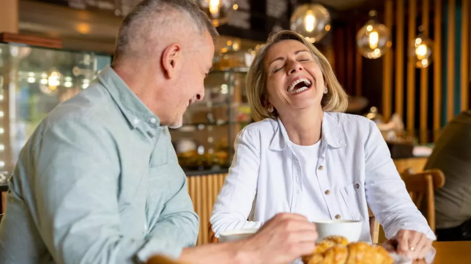 Виц за добро утро: Семейна двойка открива частна болница