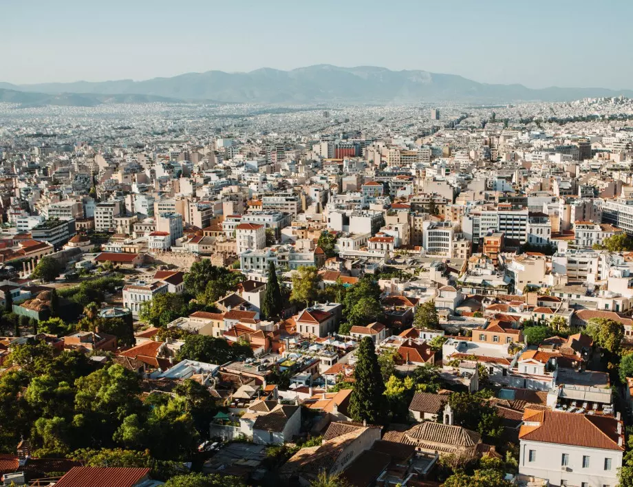 Η Ελλάδα δανείζει δεκάδες εκατομμύρια για να μειώσει τις τιμές των ενοικίων