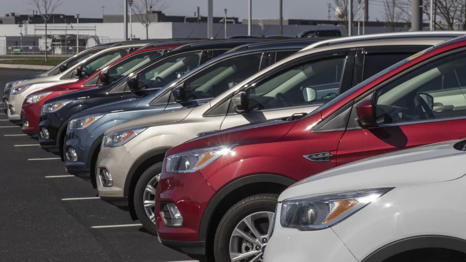 Какво се случи на първия търг за продажба на конфискувани от пияни шофьори коли?