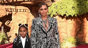 Бионсе и дъщеря ѝ Блу Айви с първи дует (ВИДЕО)