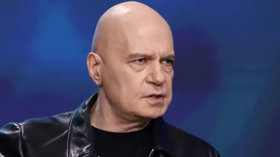 Поп-фолк певица се подигра със Слави Трифонов и екипа му (ВИДЕО)