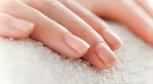 5 натурални масла за по-здрави и дълги нокти