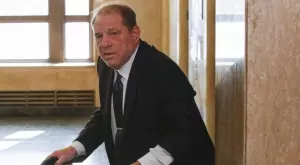 Свалиха обвиненията срещу Харви Уайнстийн