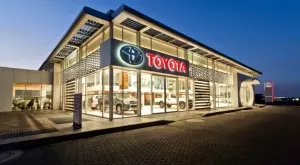 На върха за трета година: Toyota продаде най-много коли в света и през 2022 година