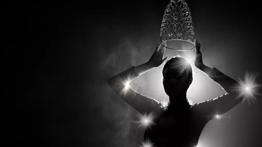 Вижте коя ще представи България на конкурса "Мисис Вселена" (СНИМКИ)