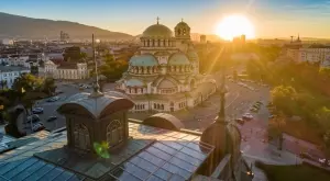 Стихотворение за 1 май 2023