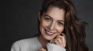 Усмихвам се, не защото съм щастлива, а защото съм силна!