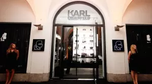 Karl Lagerfeld представи ексклузивна колекция с Disney (СНИМКА)