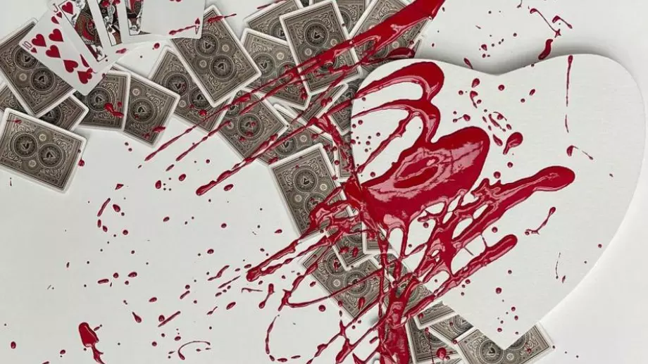 Младата художничка Сара Алберт с изложба, посветена на любовта