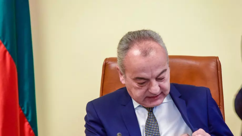 Служебният кабинет все пак може да внесе Бюджет 2023