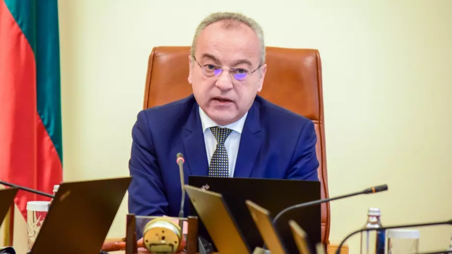 Правителството отмени забраната за внос на стоки с произход от Украйна 