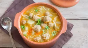 Бабина супа топчета: Оригинална рецепта