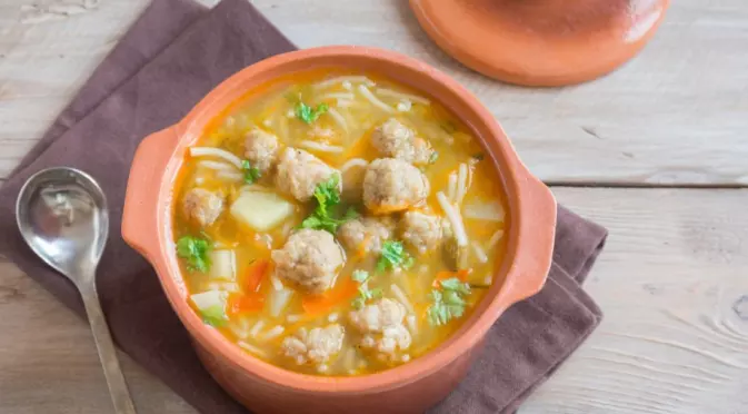 Една нетрадиционна рецепта за супа топчета