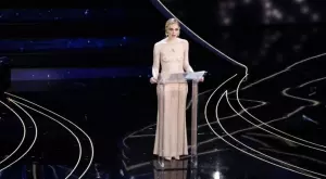 Вижте новата вила на модната икона Киара Ферани (СНИМКИ)