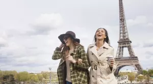 4 дрехи, които всички французойки имат в гардероба си 