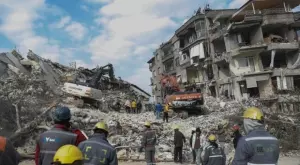 Земетресението в Турция ще струва поне 84 милиарда долара