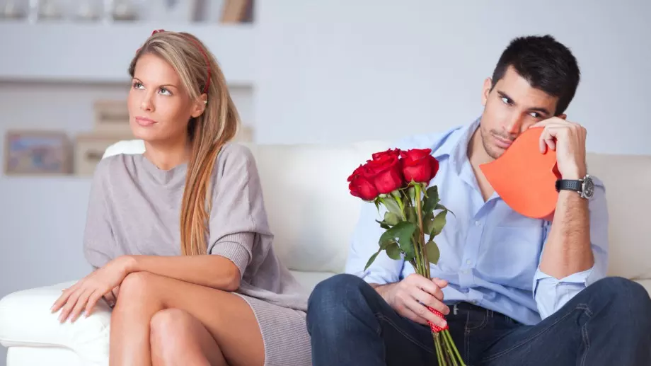 Партньорът ми НЕ иска да празнува Св. Валентин - какво да правя?