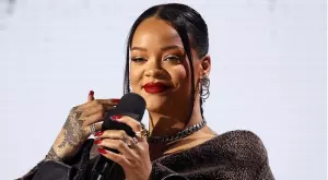 Риана ще пее на наградите "Оскар"