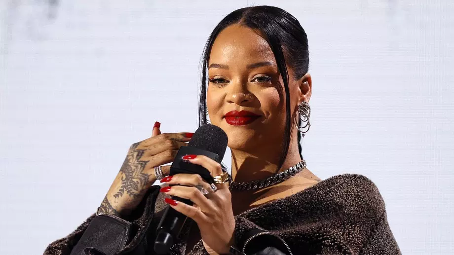 Риана е родила втория си син (СНИМКА)