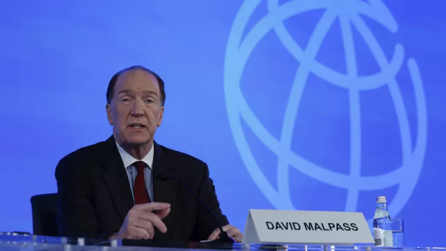 Президентът на Световната банка Дейвид Малпас подава оставка, напуска поста през юни