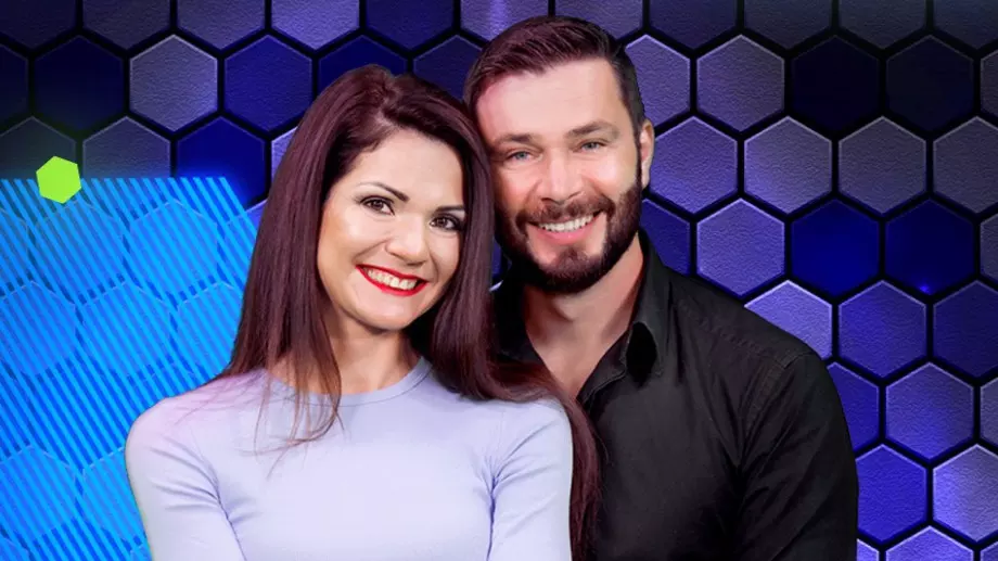 Вижте голите СНИМКИ на Ради и Пепи от „Един за друг“ 