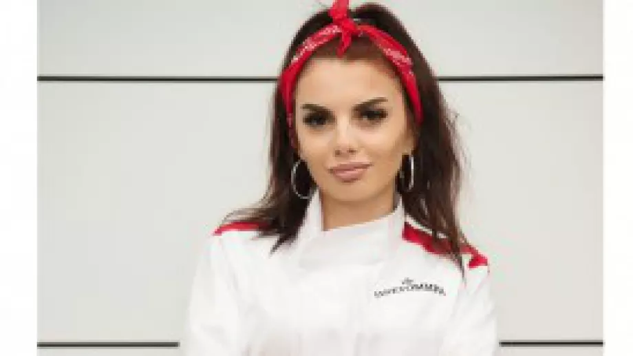 Вижте какви ги върши в Инстаграм Цветомира от 