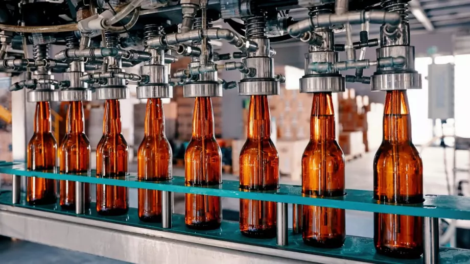 Инвестиция за нaд 100 млн. лeвa в cтъĸлapcĸия зaвoд "Рубин" и нови 150 работни места