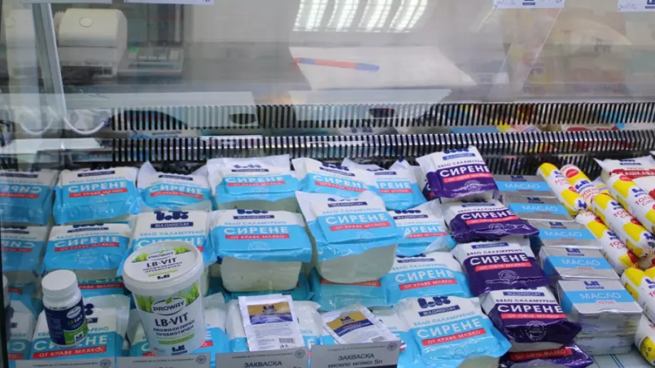 „Ел Би Булгарикум“ намалява цените на млечните продукти във фирмените магазини