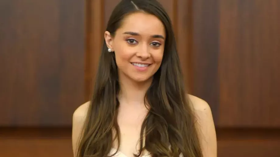 Валерия вдигна голямо парти за рождения си ден, Евгени го нямаше (СНИМКИ)