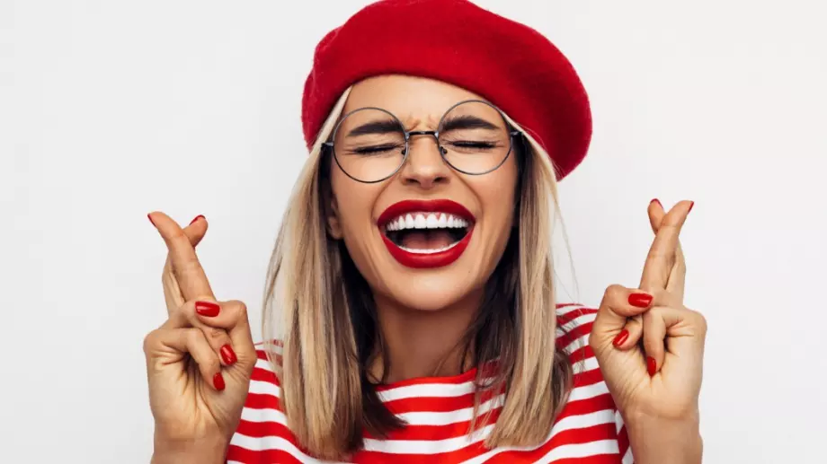 Изберете си число от 1 до 12. Познайте какво КЪСМЕТЧЕ се крие зад него!