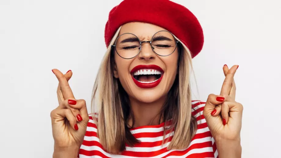 Посочете число от 1 до 15. Вселената ви праща това КЪСМЕТЧЕ: