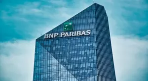 Екоактивисти съдят BNP Paribas заради финансиране на изкопаемите горива 