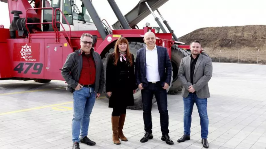 И София се сдоби с пристанище: Открит е нов интермодален терминал в Божурище