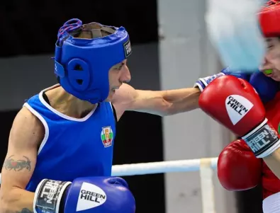 Отлична Севда Асенова се доближи на мач от медал на Световното по бокс