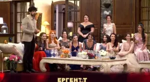 Това ли са двете финалистки в “Ергенът”? (СНИМКИ и ВИДЕО)