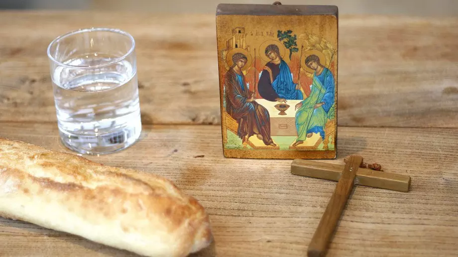 Днес започват Великите пости