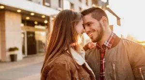 Тези 2 зодии ще срещнат голямата любов през пролетта на 2023