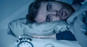 Виц за 5 март 2023: Докторе, имам проблеми със съня