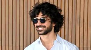 Ето я първата целувка в "Ергенът"! Участничките полудяха (ВИДЕО)