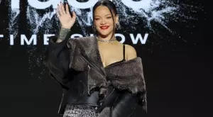 Екоактивисти погнаха Риана, ето защо