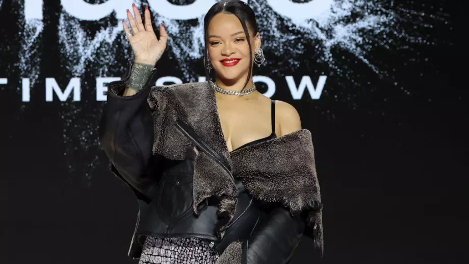 Екоактивисти погнаха Риана, ето защо