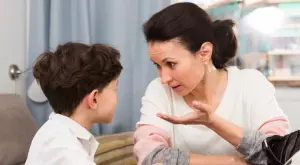 Виц за 4 март 2023: Майката нарежда на сина си