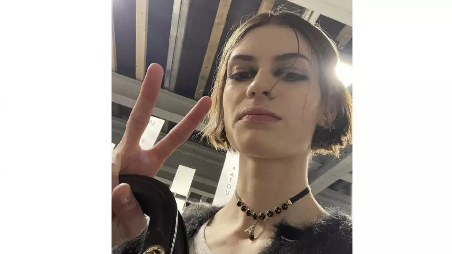 Българка дефилира на ревюто Dior в Париж (СНИМКИ)