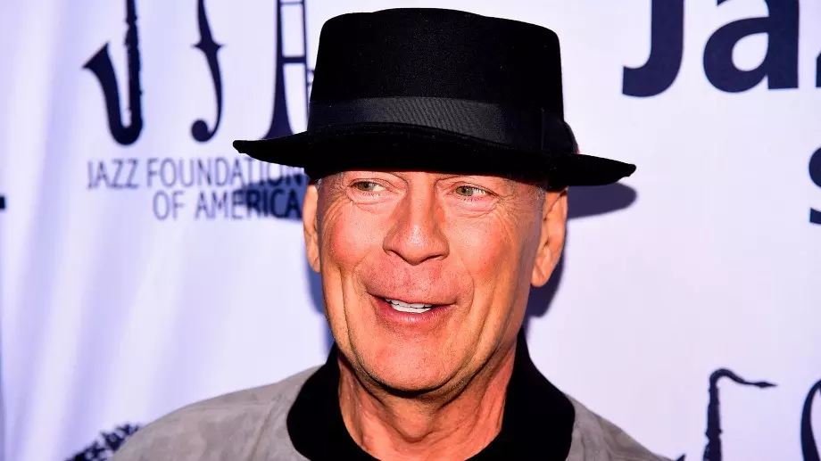 Брус Уилис стана дядо, ето как кръсиха детето (СНИМКА)