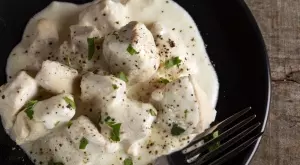 Най-вкусното пиле фрикасе по бабина рецепта