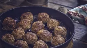 Най-вкусните бабини кюфтета: Топят се в устата