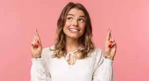 Безумно голям късмет очаква тези 2 зодии до края на юли 2023