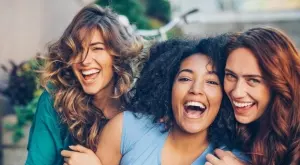 Женски виц за 20 декември 2023: Жена търси мъжа си в полицията