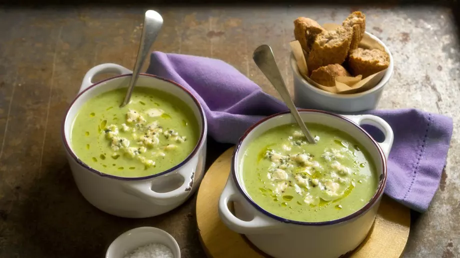 За здрави деца и родители: Супер полезна супа с броколи